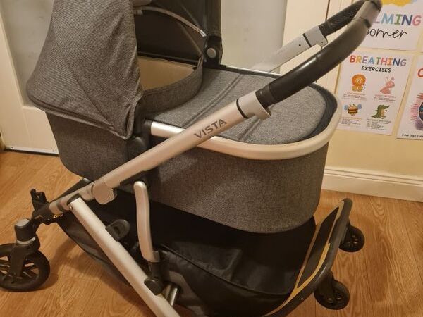 Uppababy Vista V2 - Main image