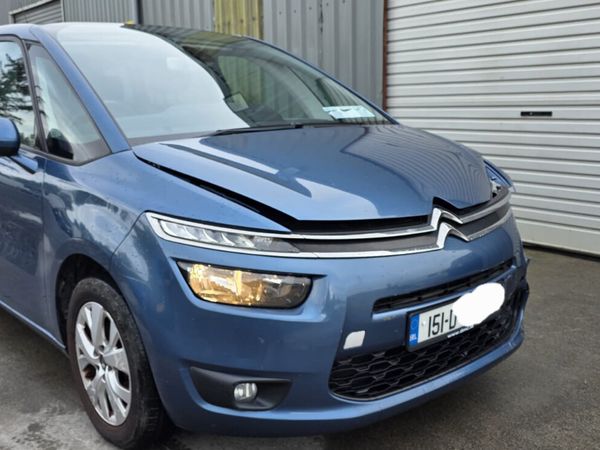 151 CITROËN C4 PICASSO 7 SEATS - Main image