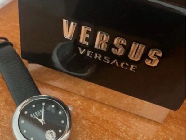 Versace watch - Main image