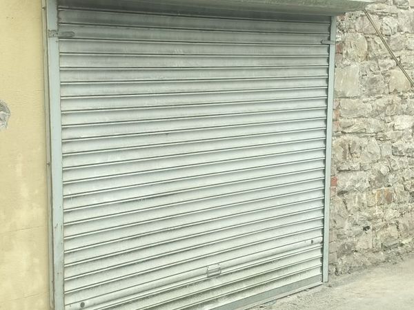 Garage roller shutter door - Main image