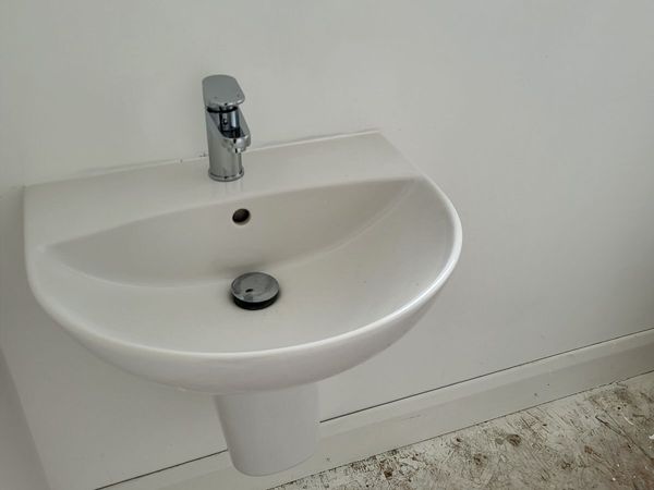 Sinks basins. Brand Sonas - Main image