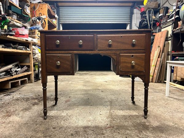 Vintage dressing table - Main image