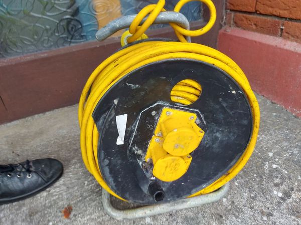 120V Industrial Trade Cable Reel 50 Metres Long - Main image