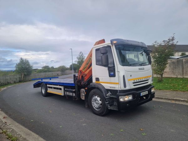 2011 iveco crane/plant body - Main image