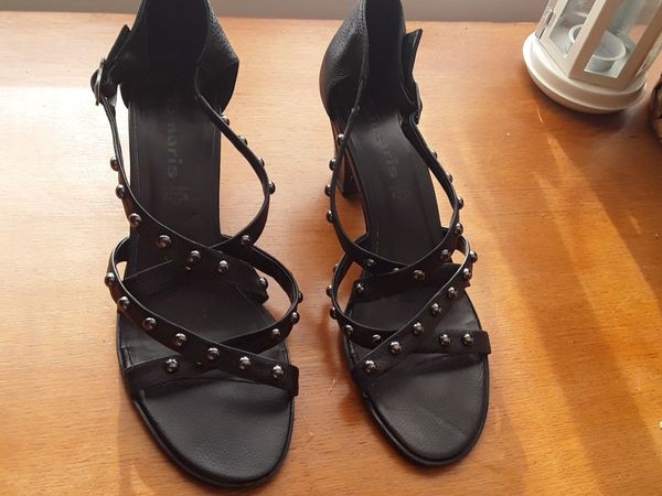 Brand new ladies black shoes size 8 - Main image