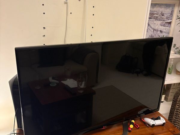 LG 47" Full HD LED TV (47LN5400) - Main image