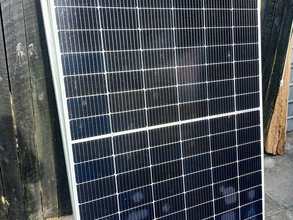 Solar panel kit for electric gates CCTV off-grid - Main image