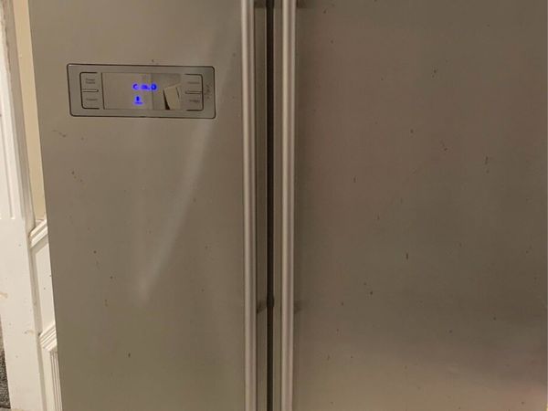 American fridge freezer - Main image