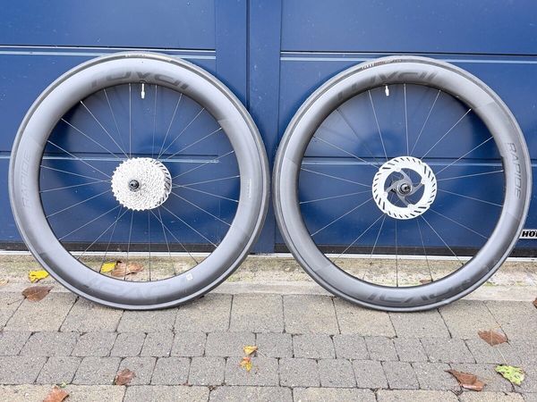 Carbon bicycle wheels - Main image