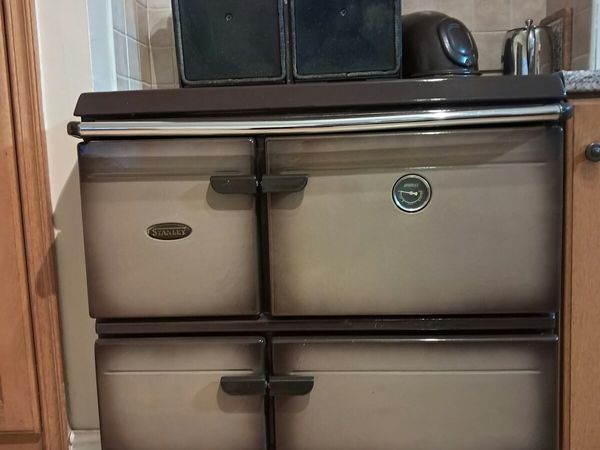 Stanley oil cooker - Main image