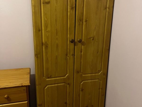 Free Wardrobes and chest of drawers - Main image