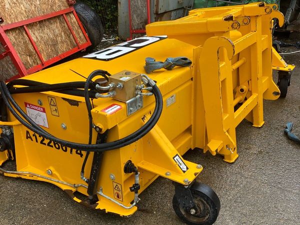 JCB Teleporter Sweeper for sale - Main image