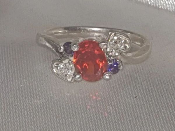 Pristine Vintage Hallmarked Sterling Silver Ring - Main image