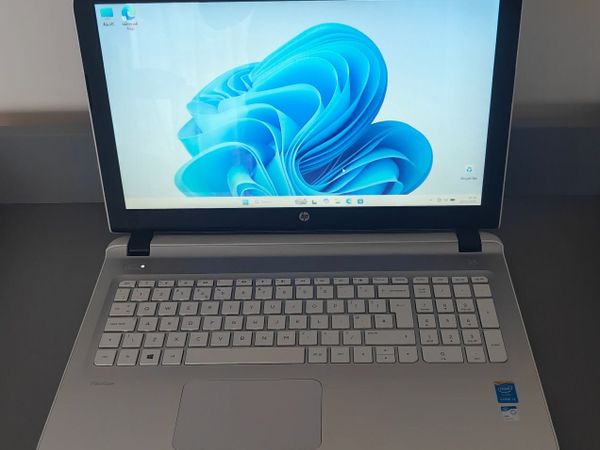 HP Pavilion 15, Core i3 - 8GB RAM - 1TB HDD - Main image