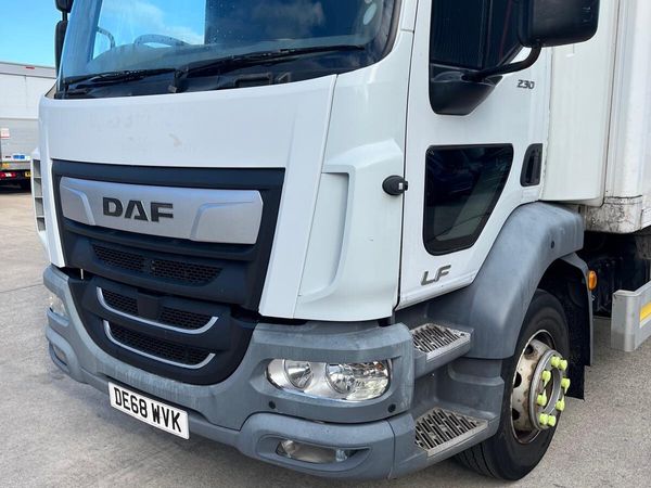 November 2018 DAF LF 55 230 16T Chassis Cab - Main image