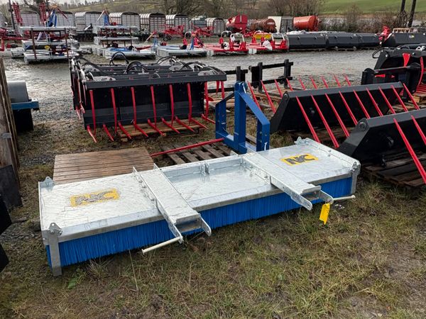 New NC Yard Sweeper Brush 2.5MTR - Main image