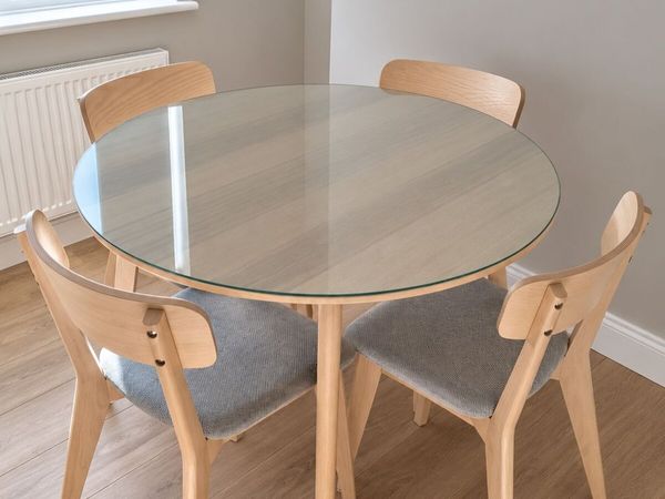 Table & Chairs - Main image
