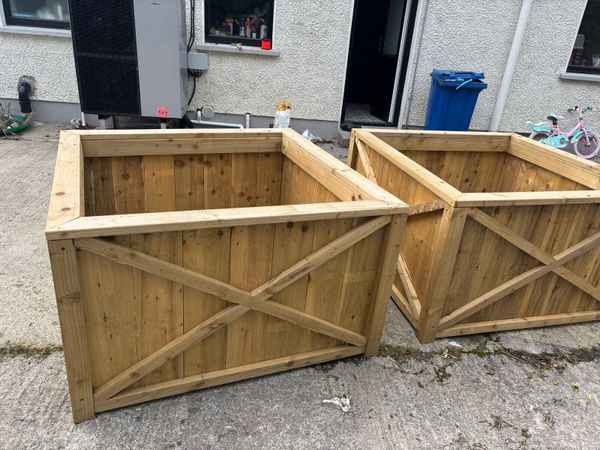 Planters - Main image
