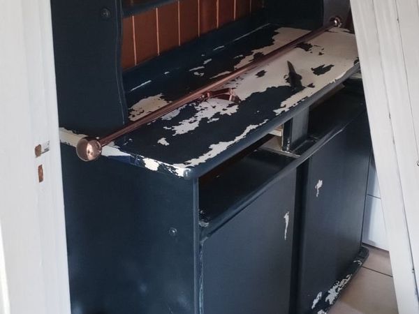 Dresser - Main image