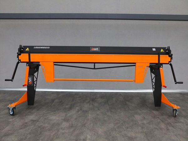 Sheet metal folders M20x2200 with rollershears - Main image