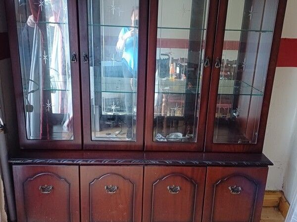 display cabinet with lights - Main image