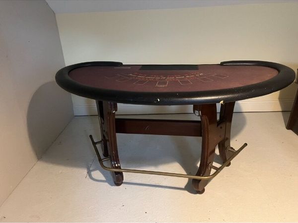 Card table - Main image