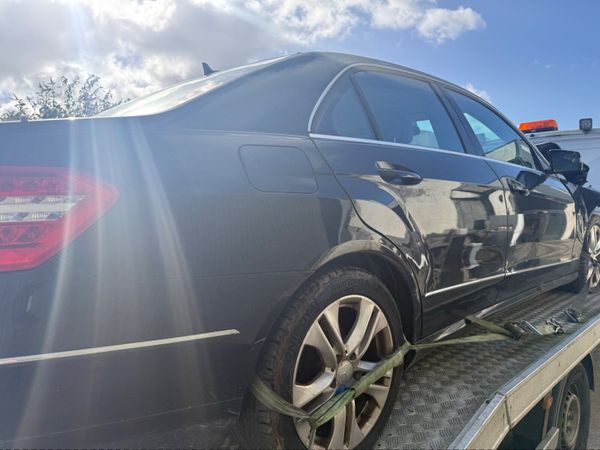 Mercedes E class 2.2 diesel Automatic - Main image