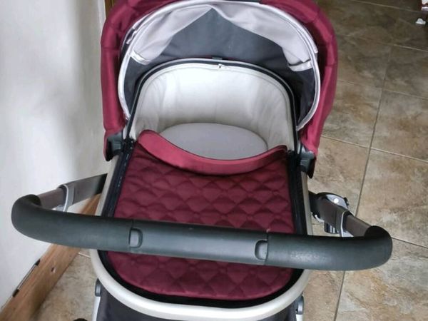 In new condition uppababy pram - Main image