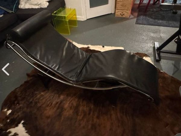 Le Corbusier Chaise Longue - Main image