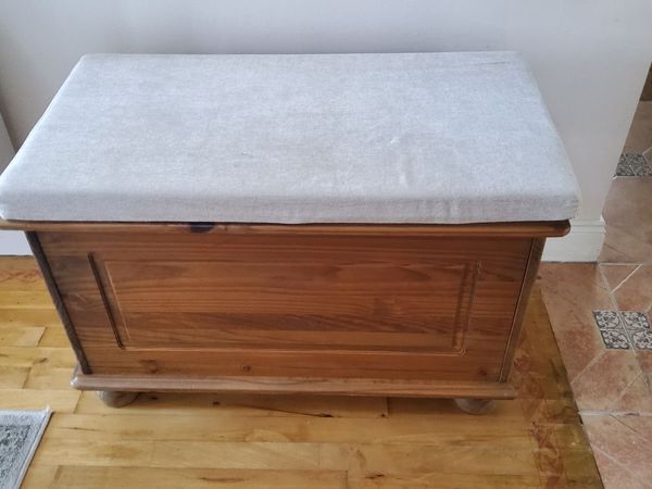 Blanket/Storage Box - Main image