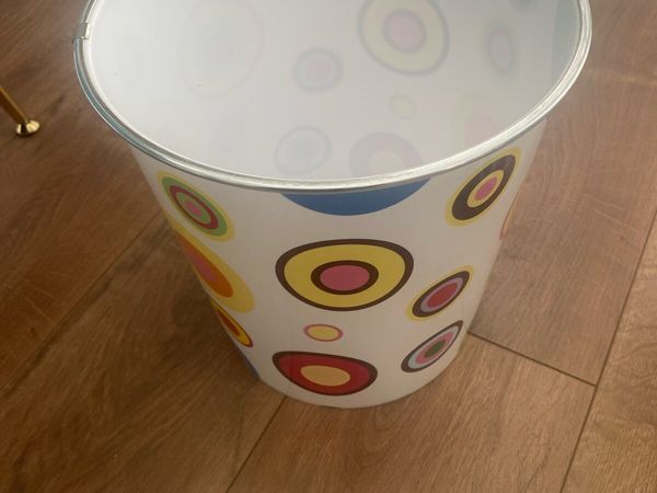 Bin - Main image