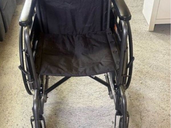 Wheel chair - Main image