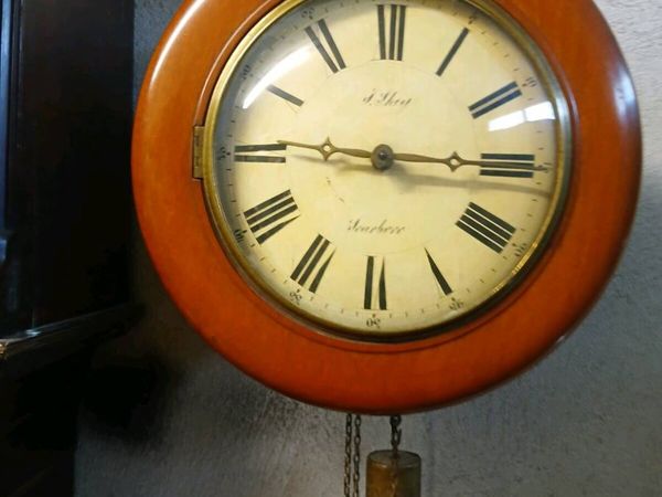 Wag of the wall clock - Main image