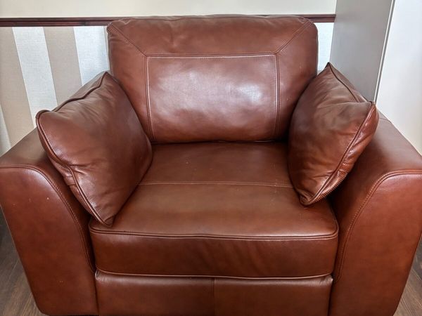 Leather armchair - Main image