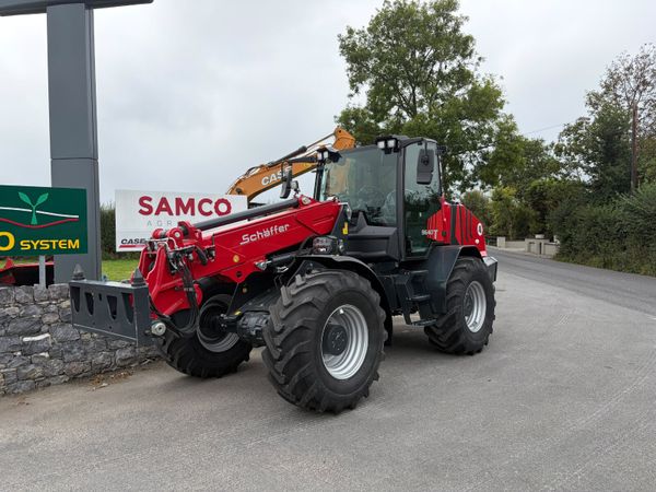 Schaffer 9640T Loader - Main image