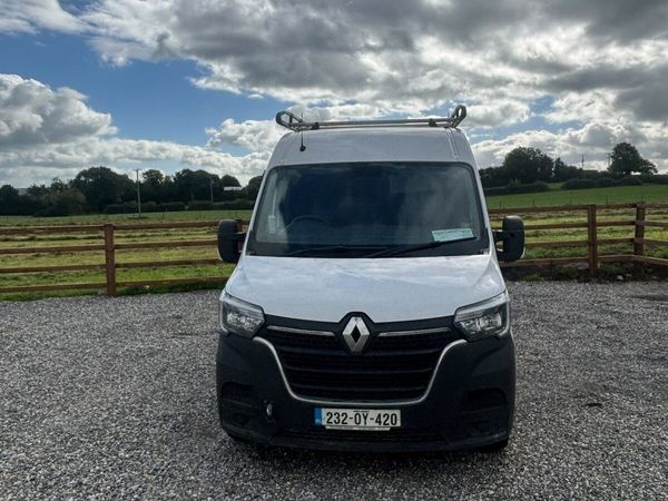 2023 Renault master elwb read add - Main image