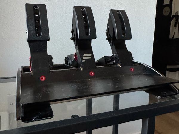 Fanatec Clubsport pedals V3 - Main image