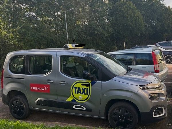 Taxi for rent/sale - Main image