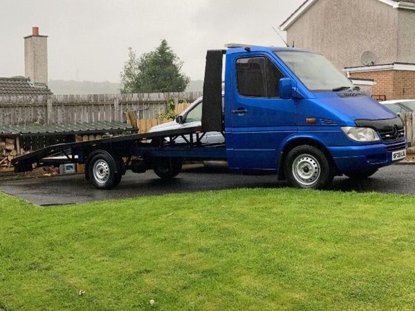 Mercedes-Benz Sprinter 2003 - Main image