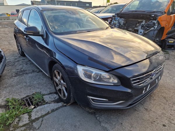 14 VOLVO V60  2.4 D D5 (D5244T15)AUTO FOR BREAKING - Main image