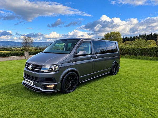 Volkswagen Transporter kombi - Main image