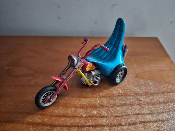 Matchbox Superkings Chopper - Main image