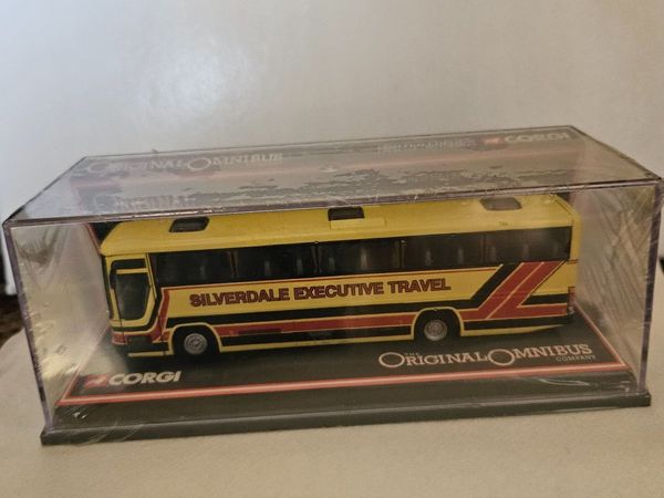 Corgi Bus - Main image