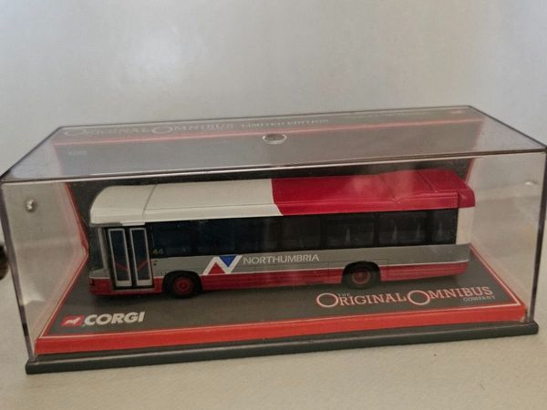 Corgi Bus - Main image