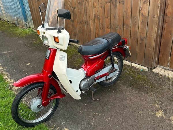 1995 Honda C90 Cub - Main image
