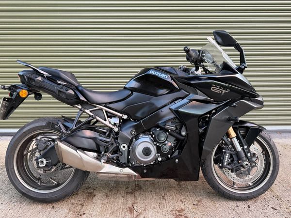 2024 Suzuki GSX-S 1000 GT - Main image