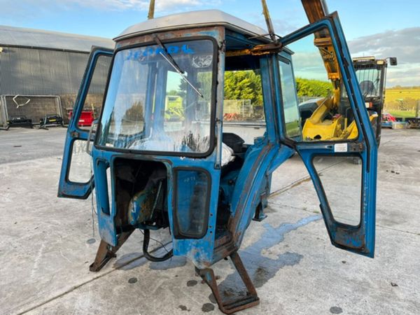 Q Cab suit Ford 4600 or 4610 etc - Main image