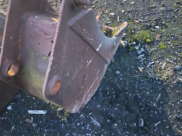 JCB buckets - Main image