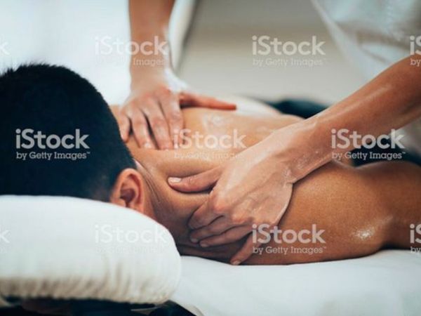 Treatment massage D8 WITH A TOWE NOTHING EXTRAS - Main image