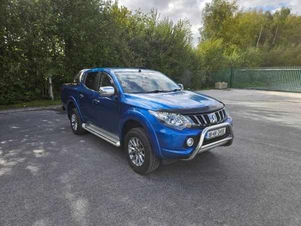 Mitsubishi l200 - Main image